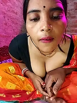 Snapshot of Simrandeshipp chatting on 11, 3, 2025 Simrandeshipp online show from 11, 3, 2025