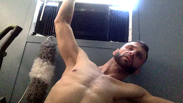 sexyhotstud12 online show from 19, 12, 2025