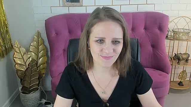 EmiliaBedy online show from 6, 2, 2025