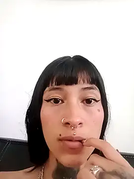 esmeralda06 online show from 1, 10, 2025