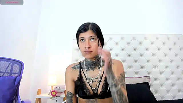 Snapshot of esmeralda06 chatting on 16, 7, 2026 esmeralda06 online show from 16, 7, 2026