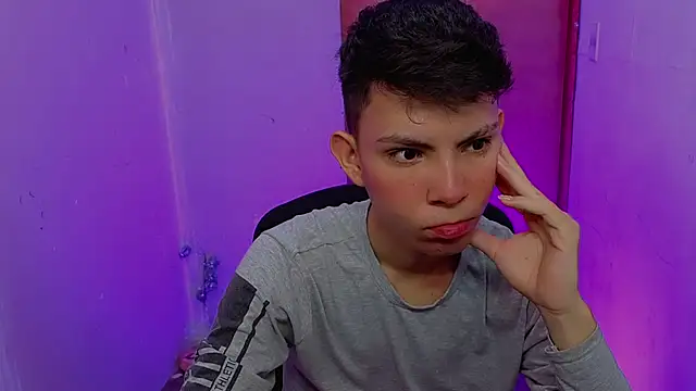 Alexxx lov online show from 24, 2, 2026