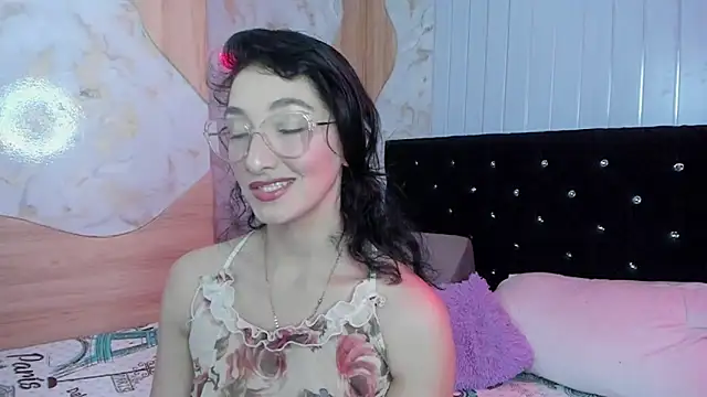 Snapshot of vicky__skinny_1 chatting on 2, 7, 2026 vicky skinny 1 online show from 2, 7, 2026