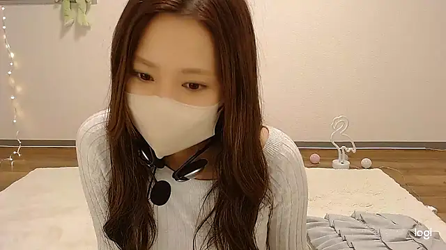 Snapshot of hinano_JP chatting on 12, 10, 2025 hinano JP online show from 12, 10, 2025
