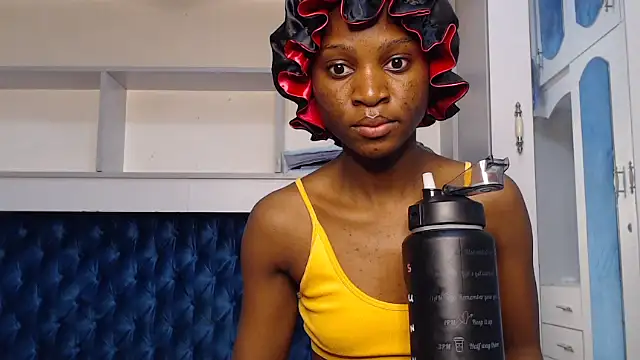 YoungDiva69 online show from 26, 10, 2025