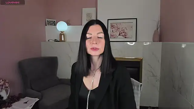 Snapshot of MonicaCheerful chatting on 8, 2, 2025 MonicaCheerful online show from 8, 2, 2025