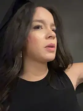 JullieBoo online show from 2, 2, 2025