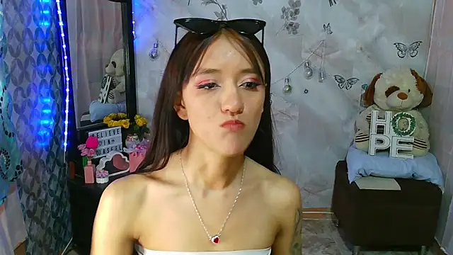 Snapshot of Lya1_ch chatting on 20, 2, 2025 Lya1 ch online show from 20, 2, 2025
