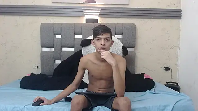 Snapshot of KING_STYLE2 chatting on 1, 2, 2025 KING STYLE2 online show from 1, 2, 2025