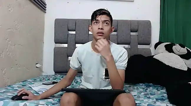 Snapshot of KING_STYLE2 chatting on 17, 2, 2025 KING STYLE2 online show from 17, 2, 2025