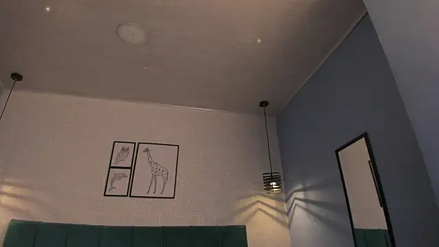 Snapshot of ninna_curly chatting on 9, 2, 2026 ninna curly online show from 9, 2, 2026