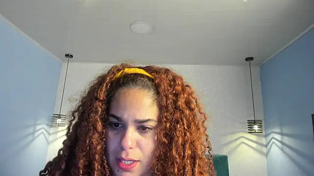 Snapshot of ninna_curly chatting on 23, 4, 2026 ninna curly online show from 23, 4, 2026