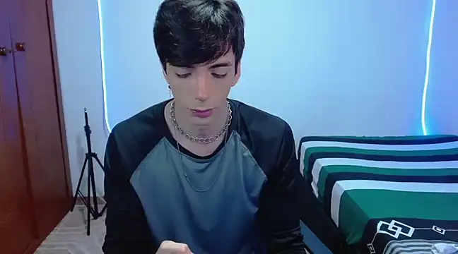 H3ll B0I online show from 1, 3, 2025