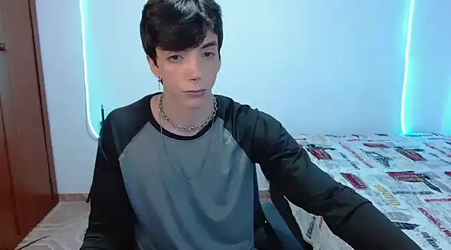 H3ll B0I online show from 6, 3, 2025