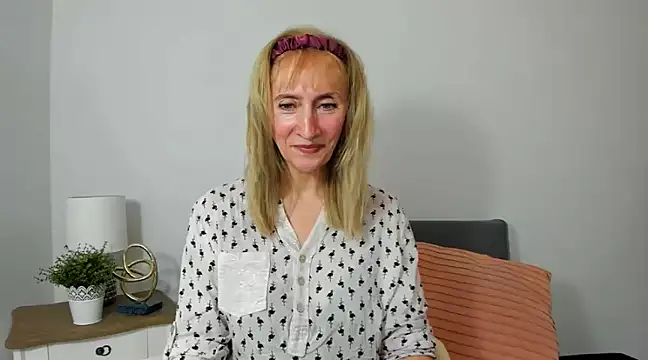 Snapshot of MargaretMilf69 chatting on 7, 2, 2025 MargaretMilf69 online show from 7, 2, 2025