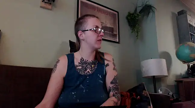 Astrid-Gilbert online show from 2, 3, 2025