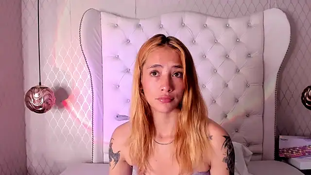 Snapshot of zoe_taylorr1 chatting on 14, 3, 2025 zoe taylorr1 online show from 14, 3, 2025