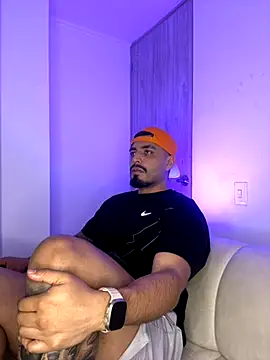 LeandroRusso online show from 10, 9, 2025