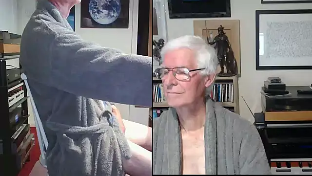 Snapshot of bigears chatting on 16, 10, 2025 bigears online show from 16, 10, 2025