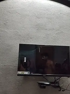 birds0641 online show from 27, 10, 2025