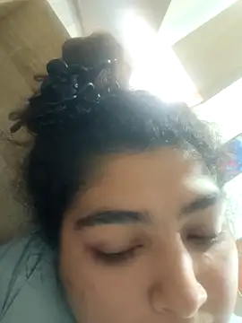 naina78910 online show from 24, 10, 2025