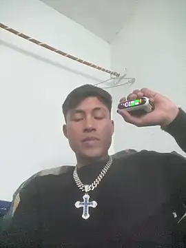 EduardoEspinoza12 online show from 1, 2, 2025