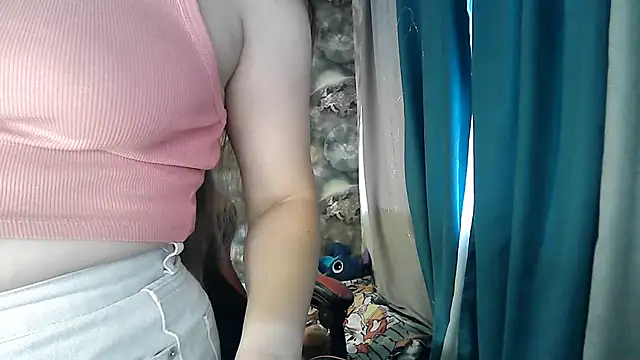Snapshot of Misssweet_s chatting on 20, 7, 2026 Misssweet s online show from 20, 7, 2026
