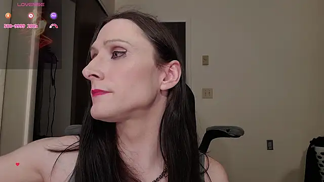 Snapshot of Ivyrose4999 chatting on 28, 4, 2026 Ivyrose4999 online show from 28, 4, 2026