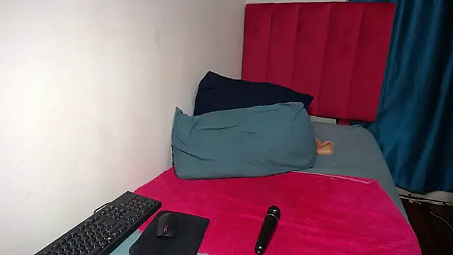 Mywife777 online show from 1, 3, 2025