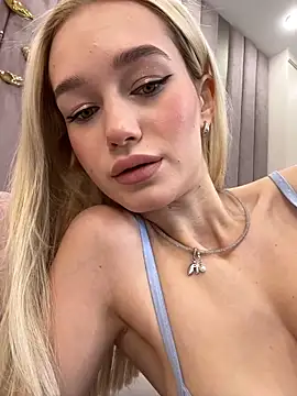 KristinaDane online show from 28, 2, 2025