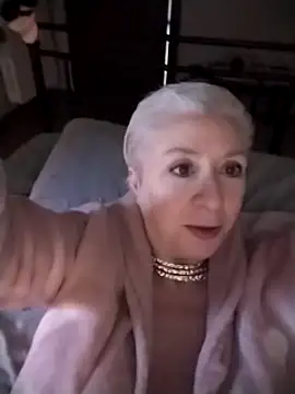 Snapshot of divinaerotica chatting on 23, 2, 2025 divinaerotica online show from 23, 2, 2025