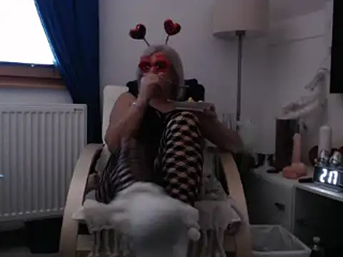 Juliana60 online show from 17, 2, 2025