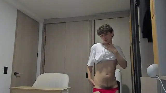 Snapshot of miketwink chatting on 10, 9, 2025 miketwink online show from 10, 9, 2025