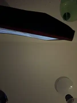 Mo 2003 online show from 1, 2, 2025