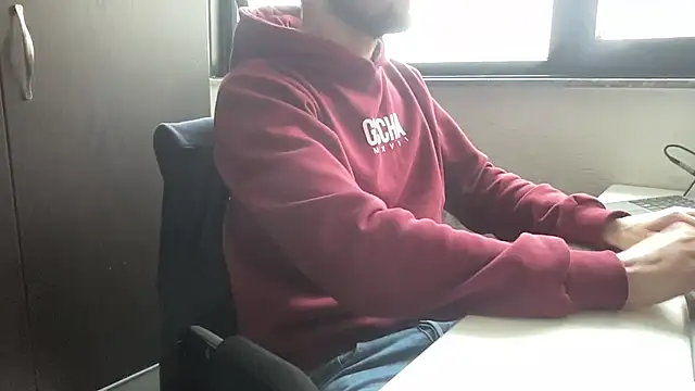 bullyboyy online show from 6, 1, 2026