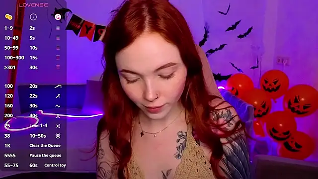 Maya Light online show from 9, 11, 2025