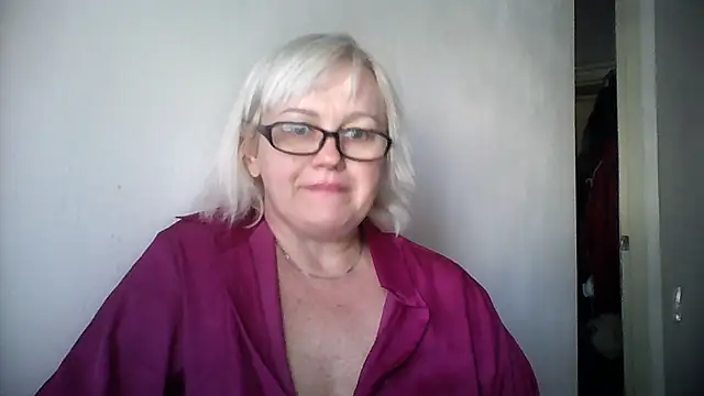 Snapshot of Mayya4321 chatting on 22, 9, 2025 Mayya4321 online show from 22, 9, 2025