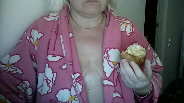 Mayya4321 online show from 7, 11, 2025