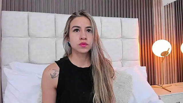 Ariana greenblat online show from 15, 4, 2026