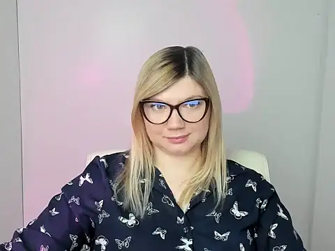 Lola moree online show from 23, 10, 2025