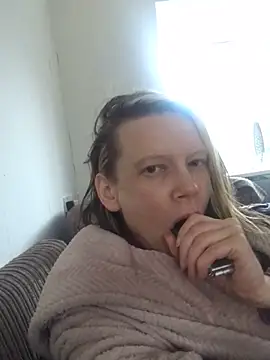 blondey206 online show from 11, 3, 2025