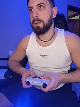 Snapshot of lucas_kazimm chatting on 15, 3, 2025 lucas kazimm online show from 15, 3, 2025