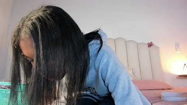 Zaira Rose  online show from 19, 1, 2026