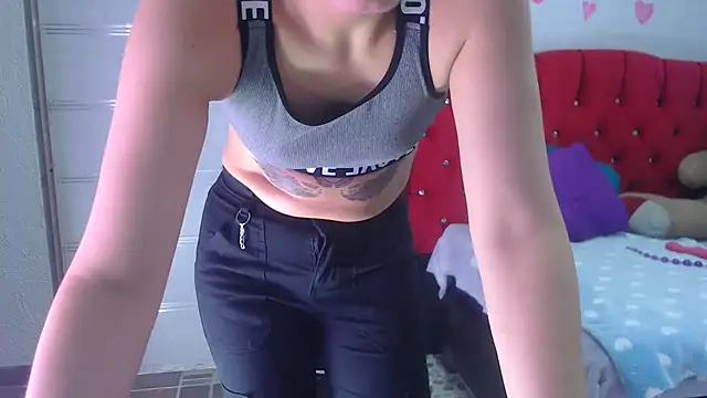 Ariasmithog online show from 6, 11, 2025