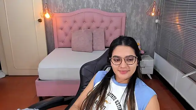 Hadley  online show from 8, 3, 2025