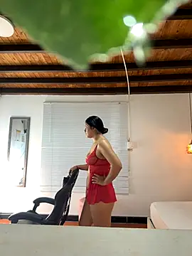 Hadley  online show from 5, 12, 2025