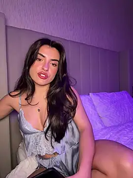 cute carly  online show from 26, 2, 2025