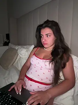 cute carly  online show from 29, 5, 2026