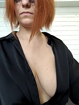 Snapshot of EmmaLaMiss chatting on 12, 2, 2025 EmmaLaMiss online show from 12, 2, 2025