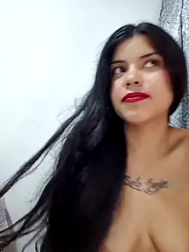 Snapshot of Angela_Sophie chatting on 5, 11, 2025 Angela Sophie online show from 5, 11, 2025